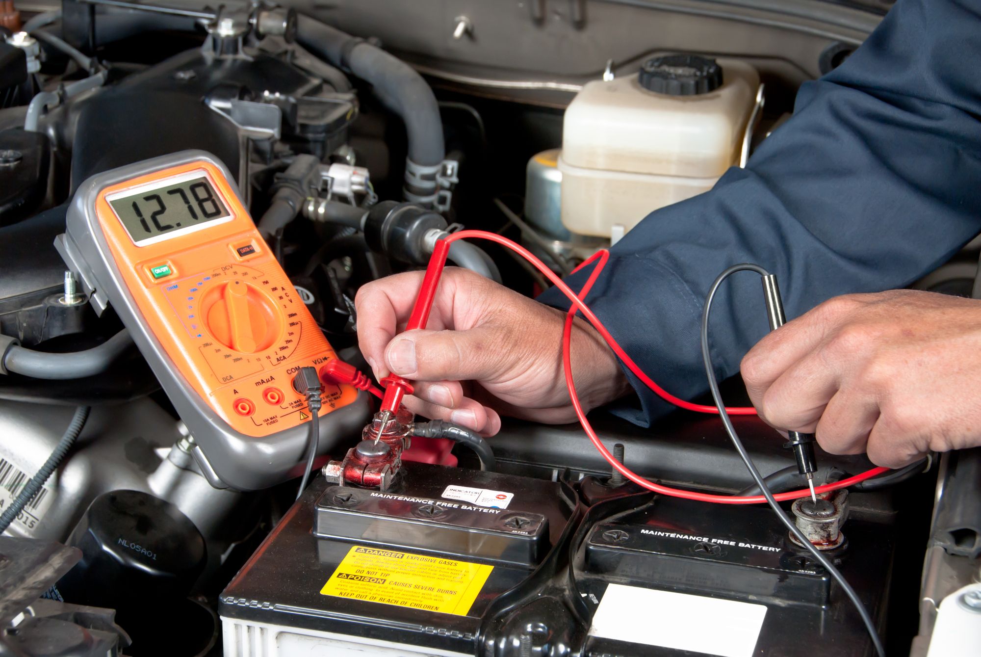 Automobile on-site Battery Service